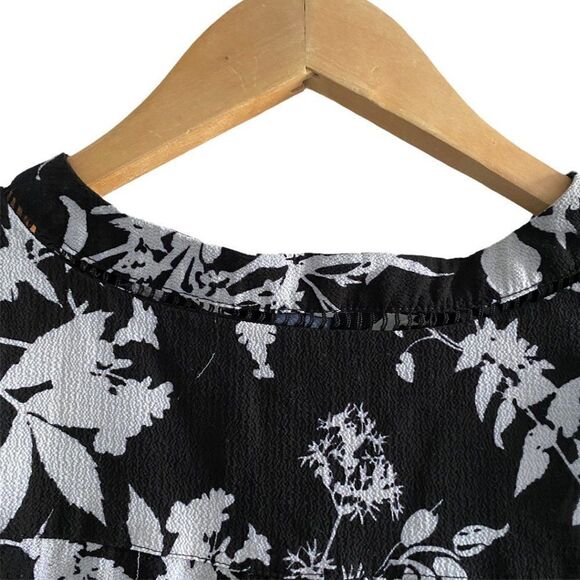 Brody myles Black and White Floral Print V Neck Blouse 3/4 Length Sleeves US M - Picture 4 of 8